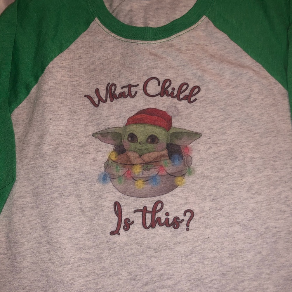 Baby Yoda Raglan Medium Star Wars
